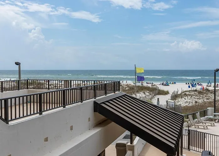 Apartment Island Winds East 106 *